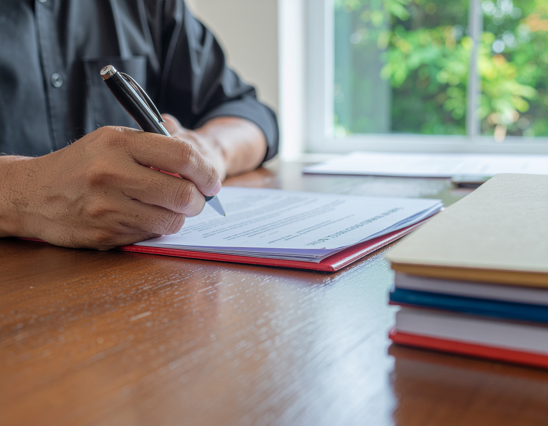 Understanding Linen Rental Contracts: What Perth Businesses Should Know Before Signing